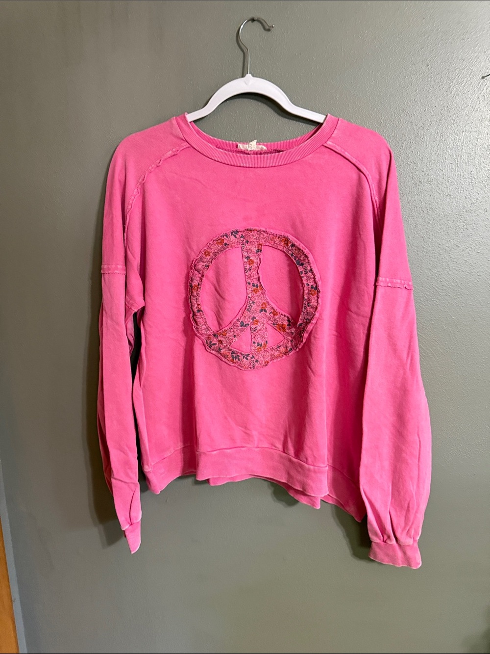 easel Pink Floral Peace Sign Crewneck Sweatshirt